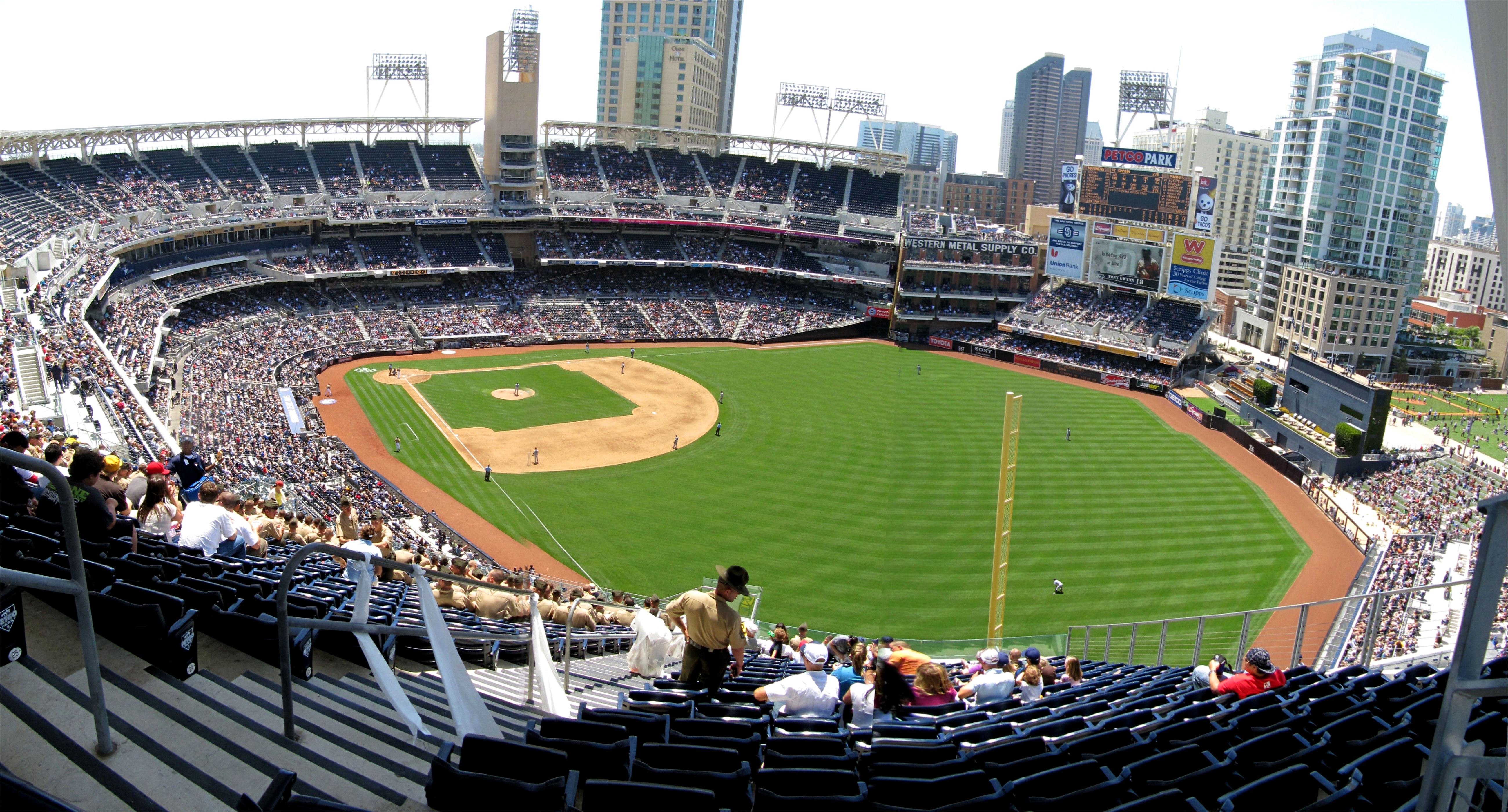 San Diego Padres on X: 430 feet = next-level #WilPower 💣   / X